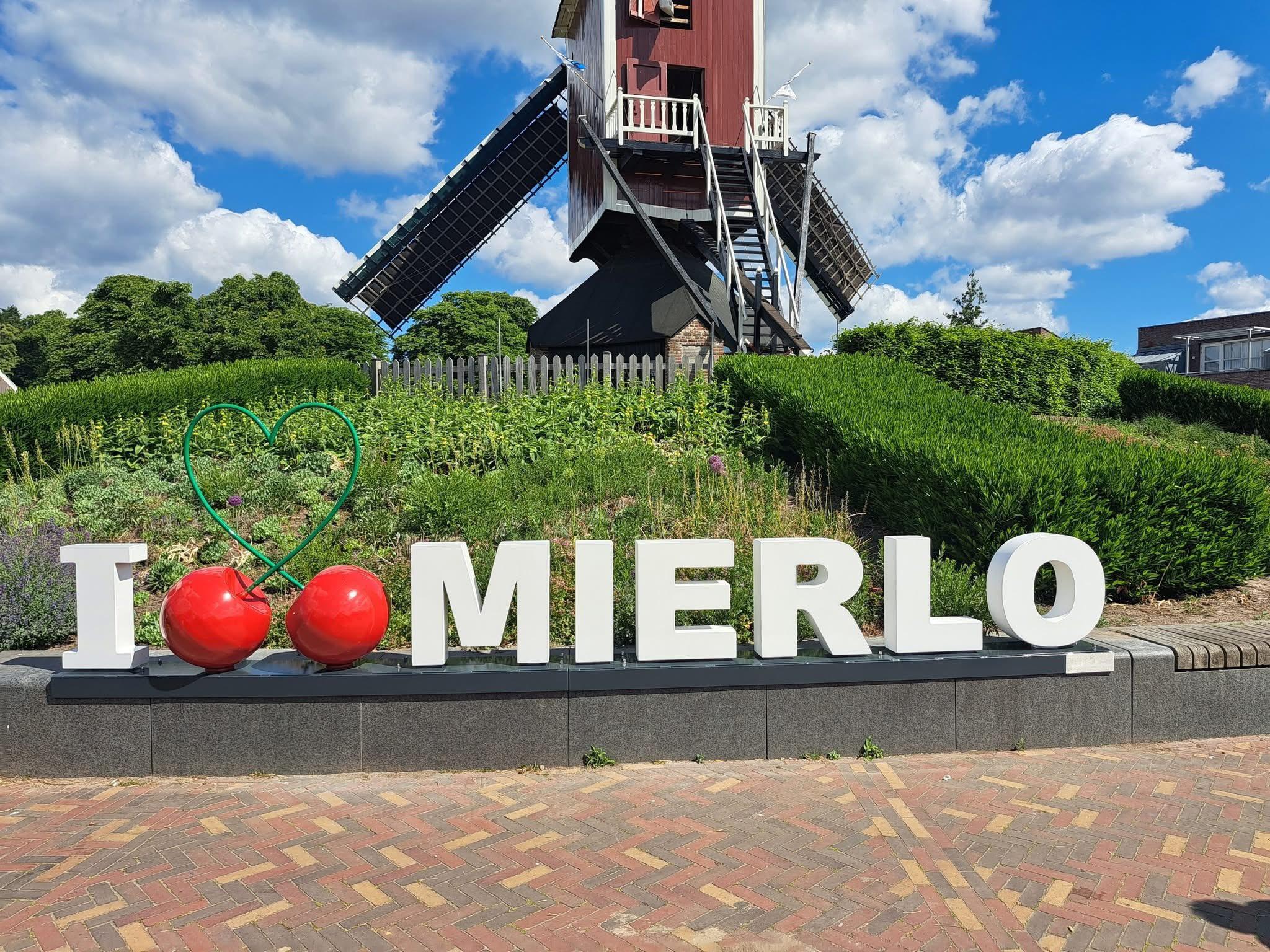 I LOVE MIERLO feestelijk onthuld bij de molen in Mierlo