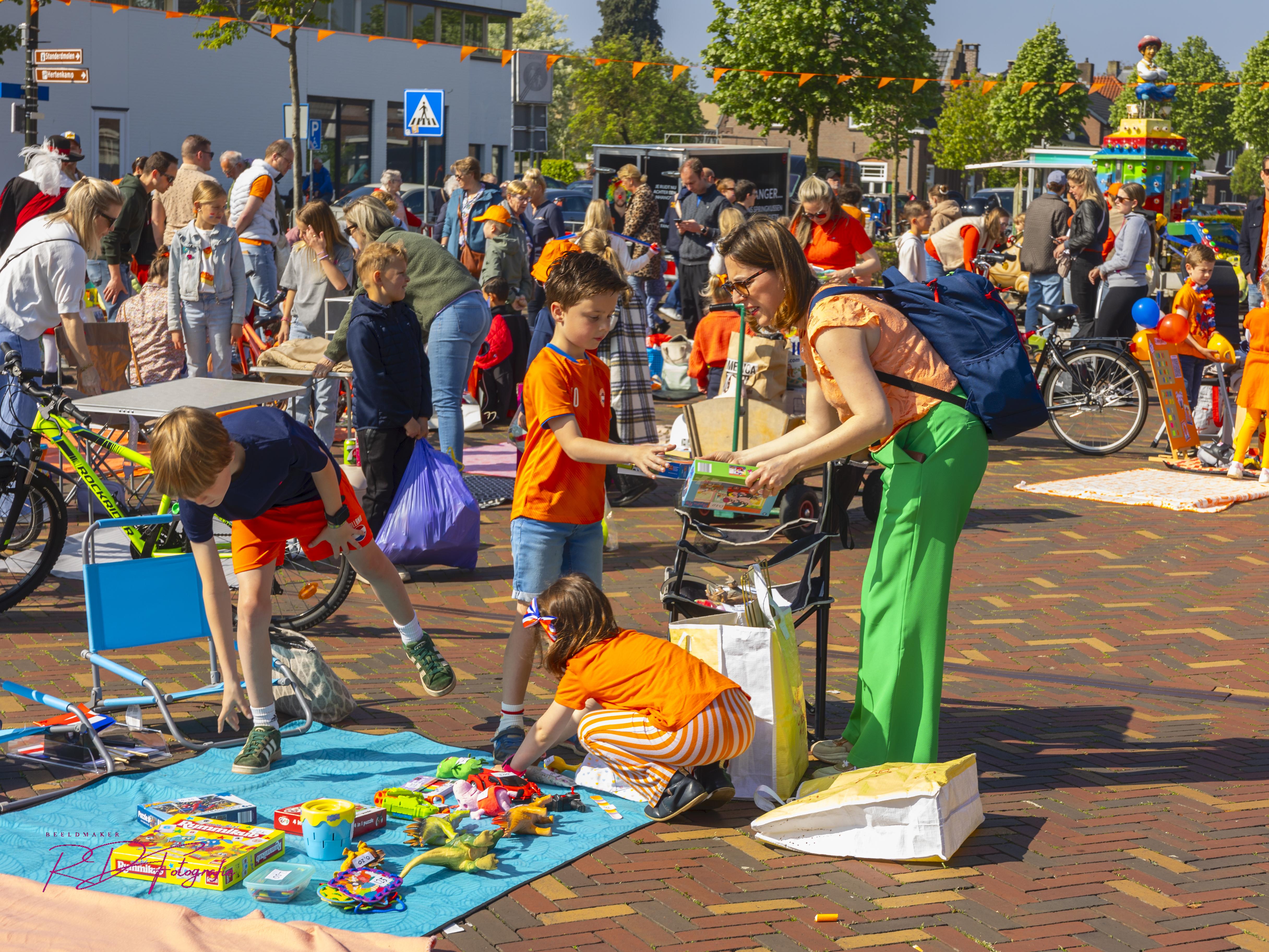 Koningsdag 2025 in Mierlo is een dag vol feest en gezelligheid